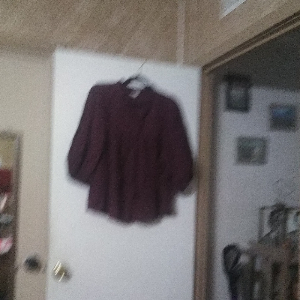 Women's shirt